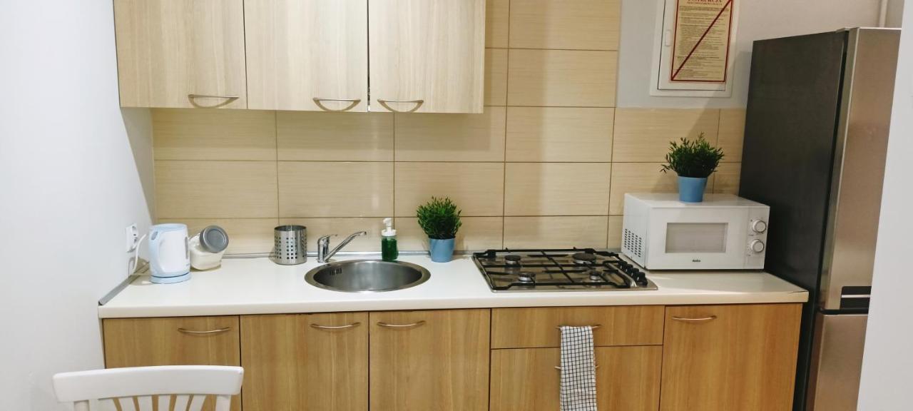 Apartament Granatowy Swietoduska 12 ลูบลิน ภายนอก รูปภาพ